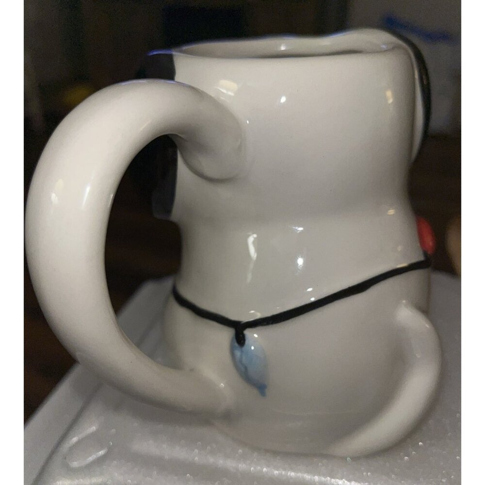 New Wonder Shop Pug Dog Coffee Mug Christmas Light White Black - Picture 2 of 4